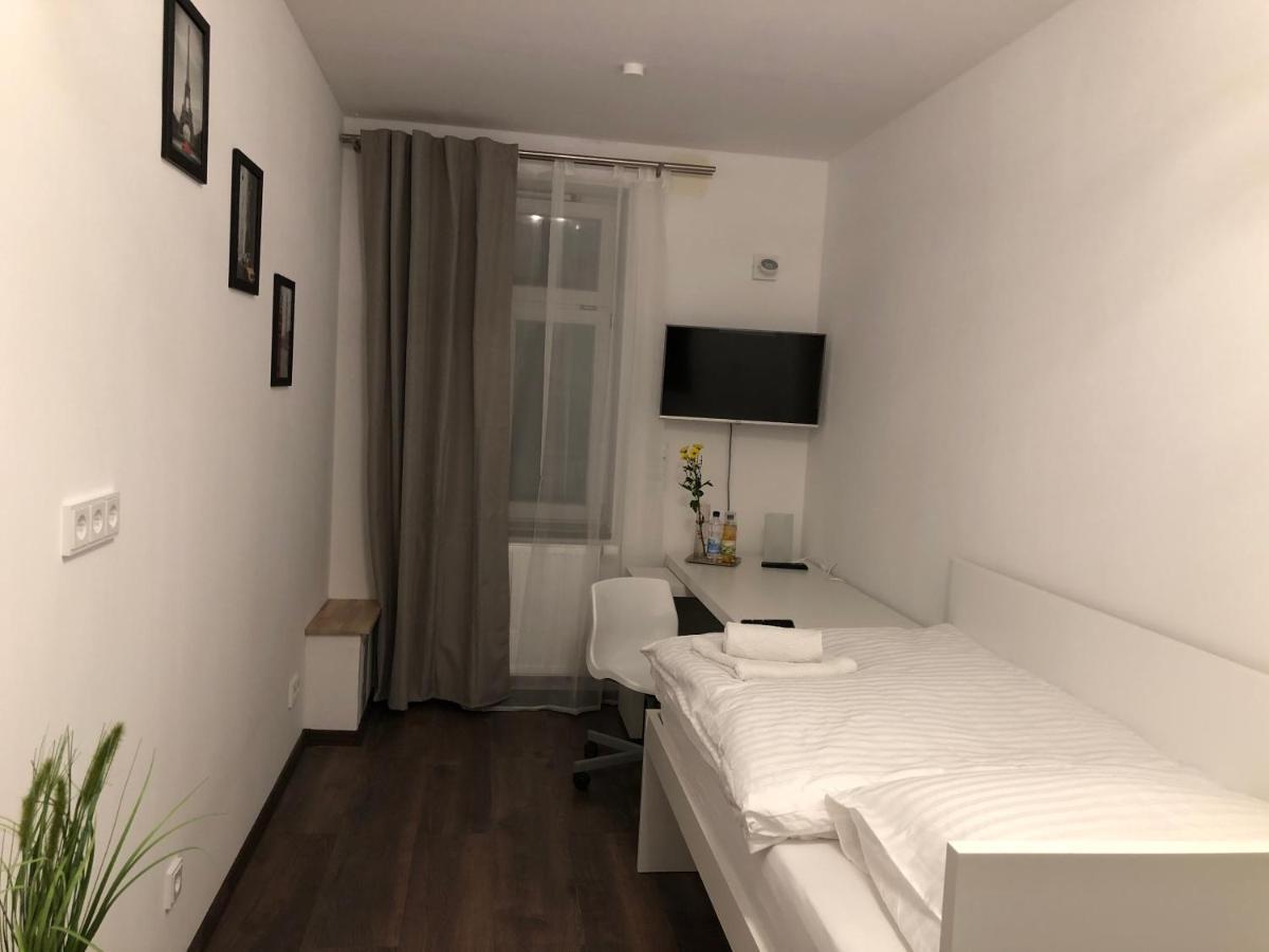 New Private Rooms Fürth Εξωτερικό φωτογραφία