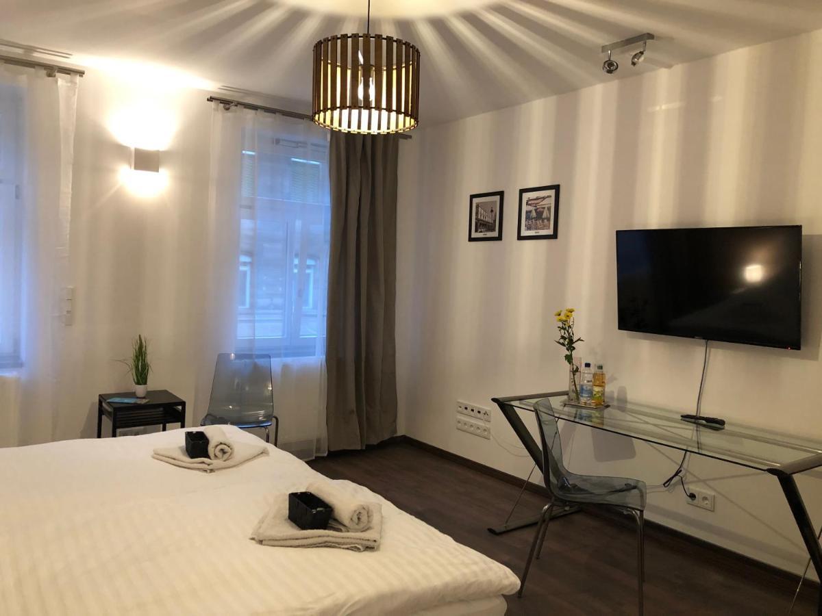 New Private Rooms Fürth Εξωτερικό φωτογραφία